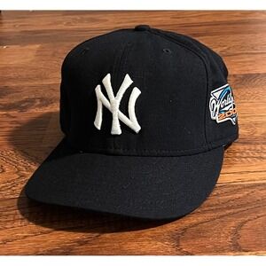 New Era New York Yankees 59FIFTY Fitted Hat 2000 World Series Patch Size 7 3/8